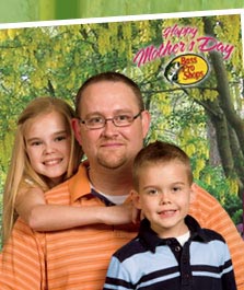 Free Family Photo at Bass Pro Shops