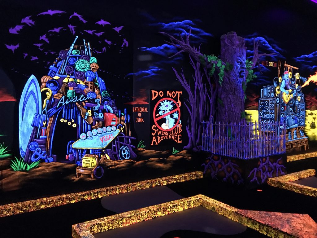 Indoor Play Places in Round Rock - Monster Mini Golf 