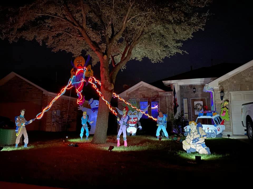 Ghostbusters-themed Halloween Display in Round Rock - Round The Rock