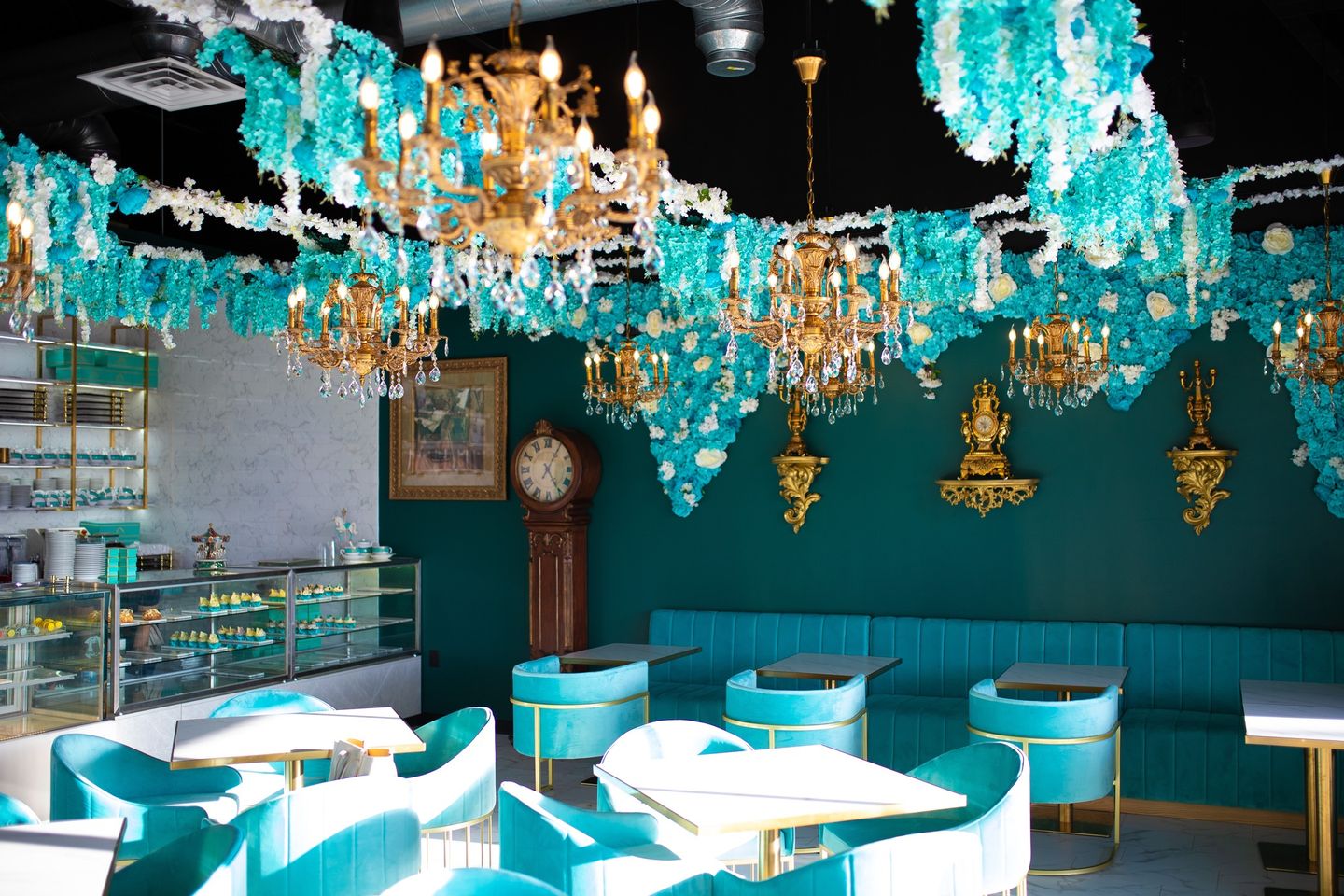 Unicorniverse Bakery & Cafe Opens in Round Rock Round the Rock